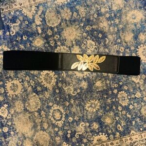 Cato Women's Faux Leather Wide Stretch Belt Plus Size 1X Black Gold